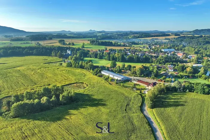 Prodej komerčního pozemku, Brniště, 13896 m2