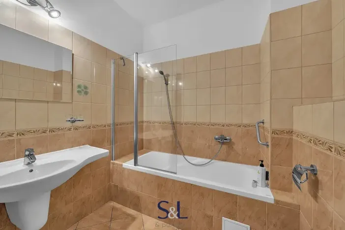 Prodej ubytování, Karlovy Vary, Tržiště, 819 m2