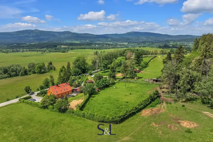 Prodej vícegeneračního domu, Horní Planá, 200 m2