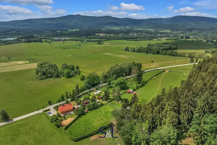 Prodej zemědělské usedlosti, Horní Planá, 200 m2