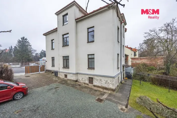 Prodej bytu 3+1, Jaroměř - Pražské Předměstí, Husova, 120 m2