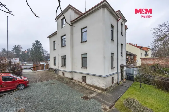 Prodej bytu 3+1, Jaroměř - Pražské Předměstí, Husova, 120 m2
