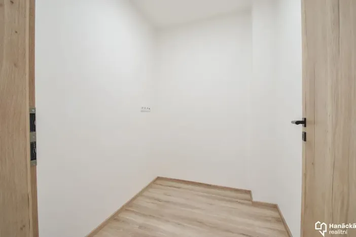 Pronájem bytu 3+kk, Olomouc, Valdenská, 84 m2