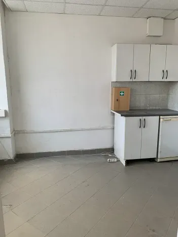 Pronájem výrobních prostor, Praha - Uhříněves, Přátelství, 197 m2