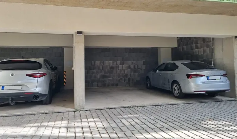 Pronájem garáže, Brno, Svitavská, 14 m2