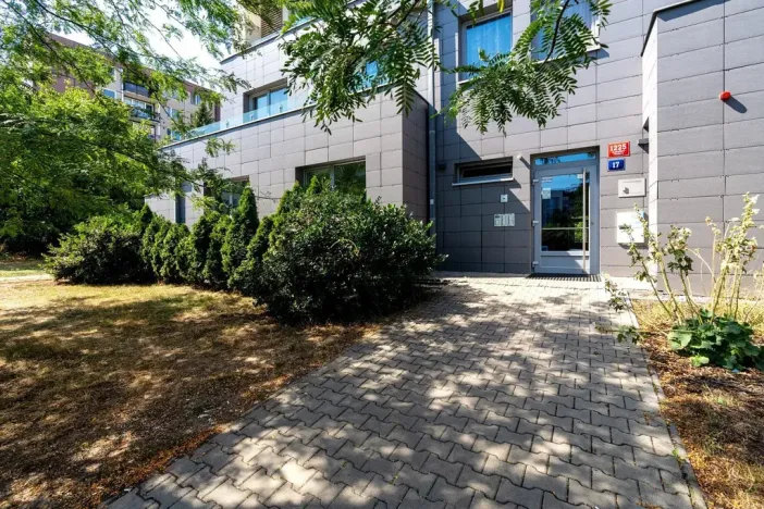 Pronájem bytu 3+kk, Praha - Hlubočepy, Geologická, 57 m2
