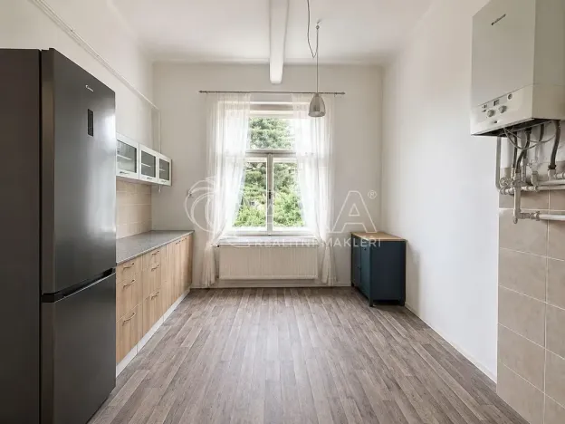 Prodej bytu 2+1, Hradec Králové, Švehlova, 83 m2