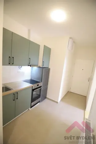 Pronájem bytu 1+kk, Praha - Vršovice, Slovinská, 28 m2