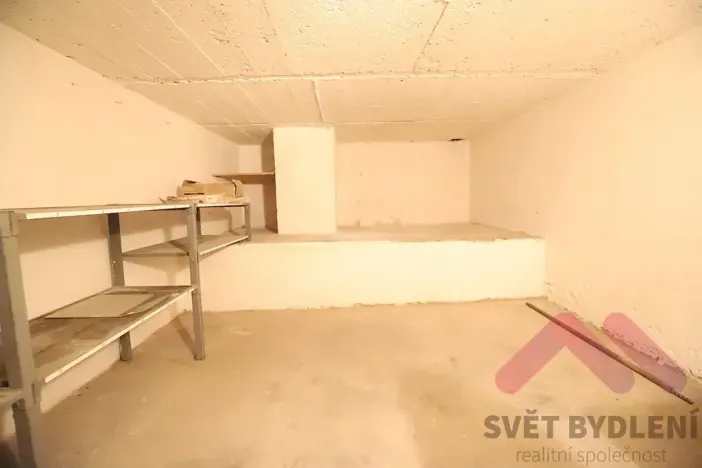 Pronájem bytu 1+kk, Praha - Vršovice, Slovinská, 28 m2