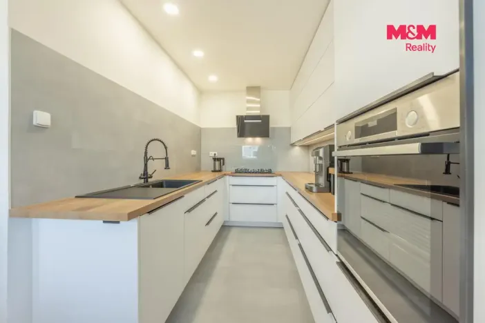 Prodej bytu 4+1, Kladno, Mládežnická, 86 m2