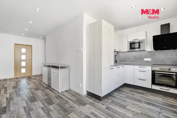 Prodej bytu 3+1, Višňová, 89 m2