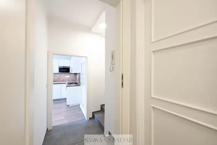 Pronájem bytu 3+kk, Praha - Smíchov, U dvou srpů, 63 m2