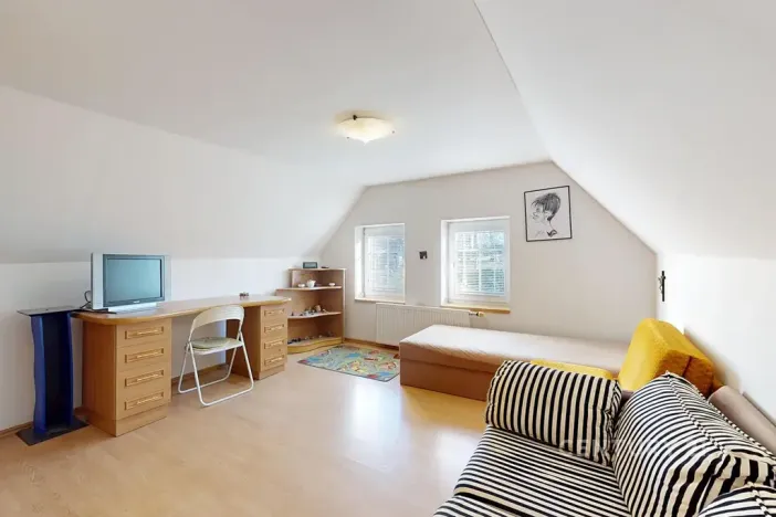 Prodej rodinného domu, Loket, 261 m2