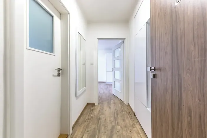 Pronájem bytu 2+1, Mníšek pod Brdy, Lhotecká, 48 m2