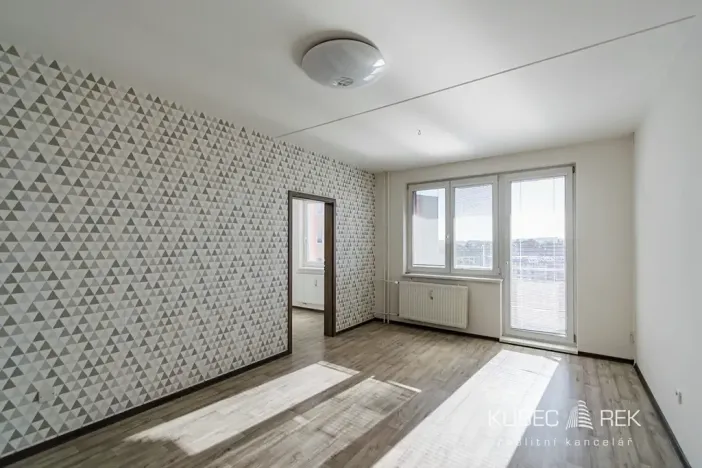Pronájem bytu 4+1, Jindřichův Hradec, Kosmonautů, 83 m2
