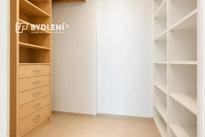 Prodej bytu 3+kk, Teplice, V závětří, 73 m2