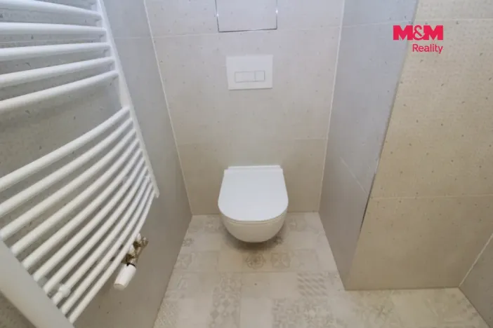 Pronájem bytu 2+kk, Praha - Vysočany, Pod Harfou, 42 m2