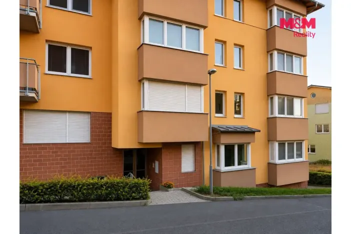 Pronájem bytu 2+kk, Karlovy Vary - Drahovice, Zbrojnická, 52 m2