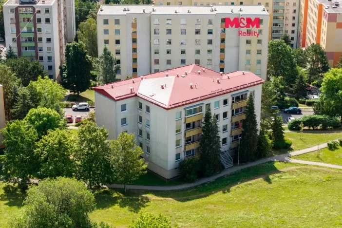 Prodej bytu 1+kk, Chlumec, Zalužanská, 34 m2