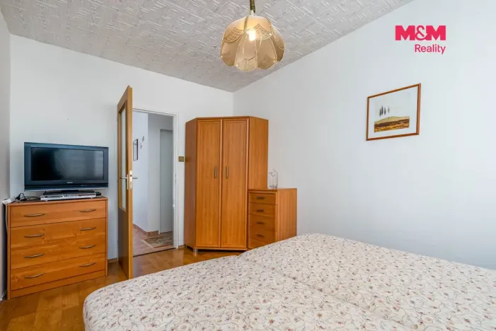 Pronájem bytu 2+kk, Praha, Pšenčíkova, 42 m2