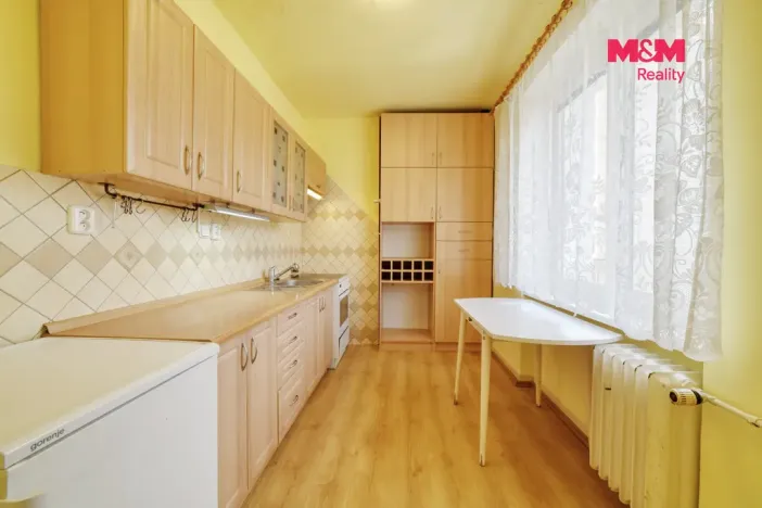 Prodej bytu 2+1, Kynšperk nad Ohří, náměstí SNP, 51 m2