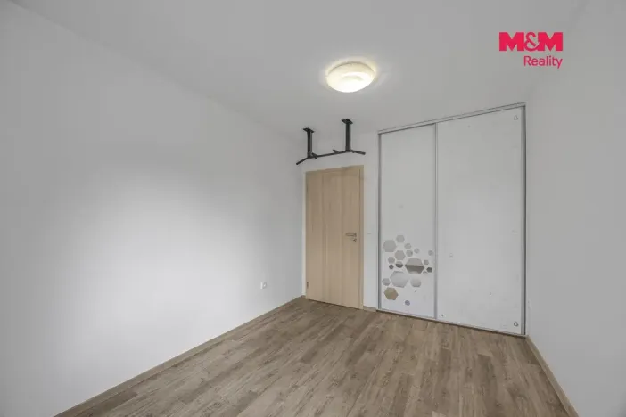 Prodej bytu 3+1, Hradec Králové - Slezské Předměstí, Severní, 57 m2