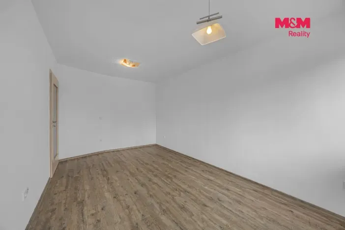 Prodej bytu 3+1, Hradec Králové - Slezské Předměstí, Severní, 57 m2