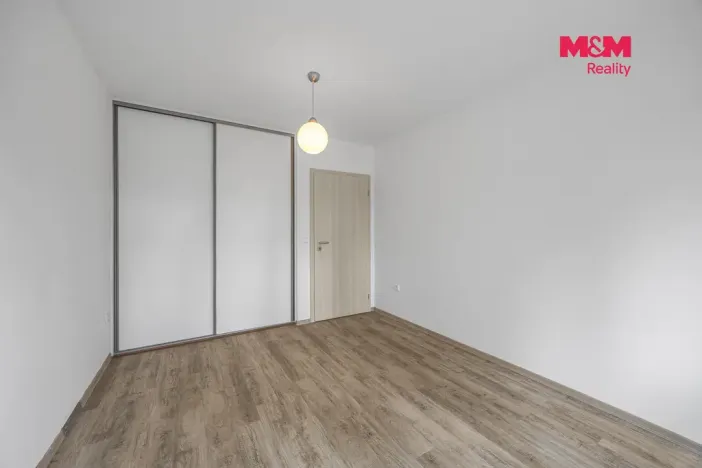Prodej bytu 3+1, Hradec Králové - Slezské Předměstí, Severní, 57 m2