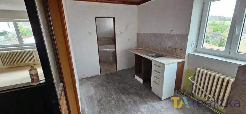 Prodej vícegeneračního domu, Zahořany, 200 m2