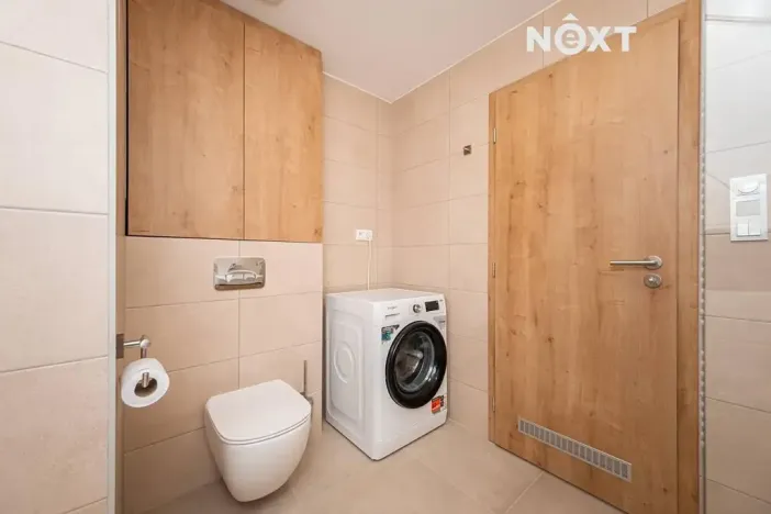 Pronájem bytu 2+kk, Pardubice, U Sportovní školy, 97 m2