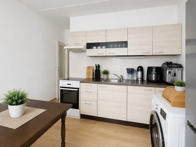 Prodej bytu 3+1, Milovice, Lesní, 104 m2