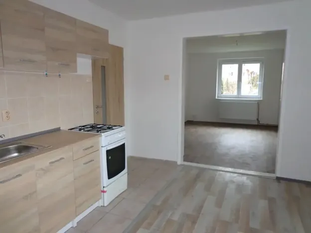 Pronájem bytu 1+1, Bílina, Sídliště SHD, 38 m2