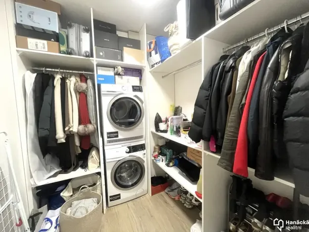 Pronájem bytu 2+kk, Olomouc, Třída Jiřího Pelikána, 52 m2