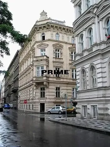 Pronájem bytu 2+1, Praha - Smíchov, Janáčkovo nábřeží, 80 m2