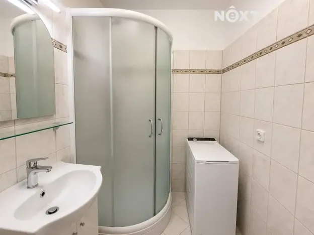 Pronájem bytu 2+1, Zlín, Dřevnická, 63 m2