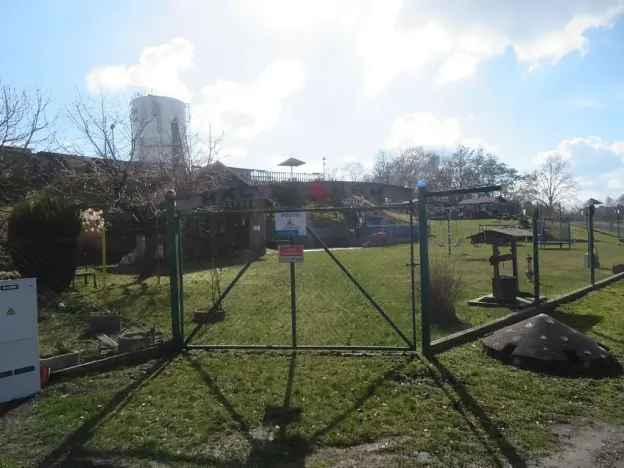 Dražba pozemku, Cheb, 1598 m2