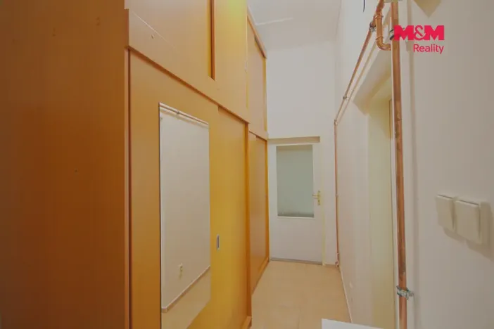 Pronájem bytu 1+1, Praha - Libeň, Světova, 51 m2