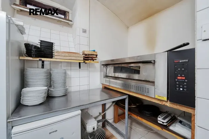 Pronájem restaurace, Plzeň, 288 m2