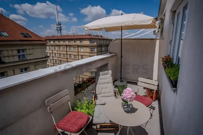 Pronájem bytu 1+1, Praha - Žižkov, Baranova, 35 m2