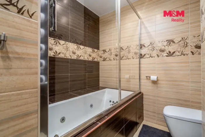 Prodej bytu 4+1, Náchod, Kostelecká, 94 m2