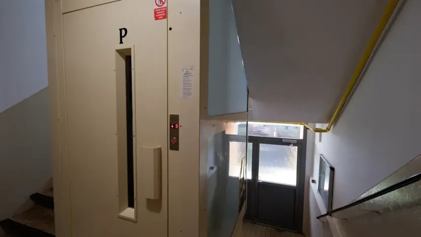 Pronájem bytu 1+1, Chomutov, Kyjická, 33 m2