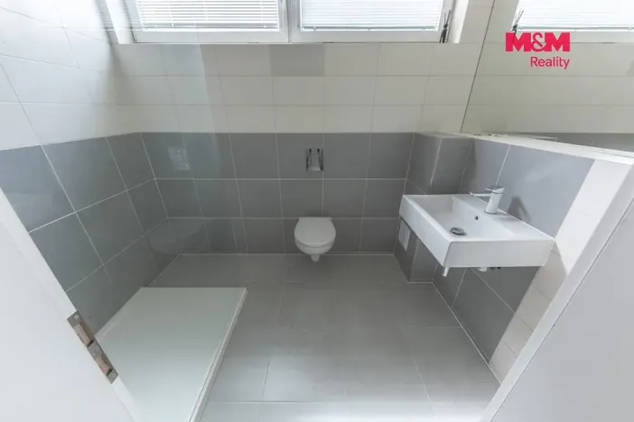 Pronájem bytu 3+kk, Praha - Březiněves, Pěnkaví, 110 m2