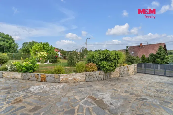 Prodej rodinného domu, Kněžmost - Malobratřice, 175 m2