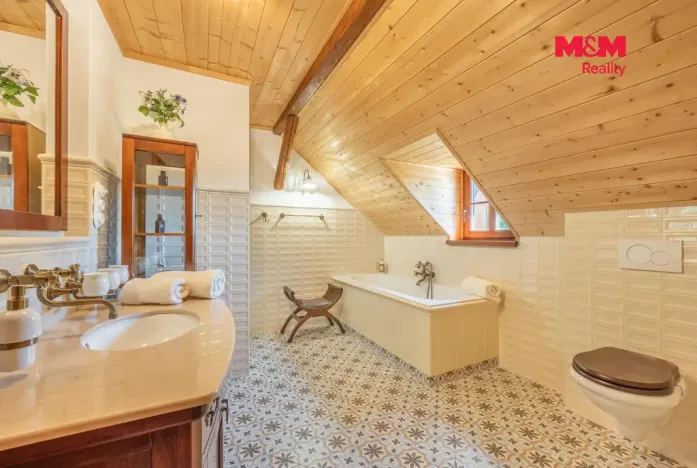 Prodej rodinného domu, Červená Voda - Mlýnický Dvůr, 223 m2