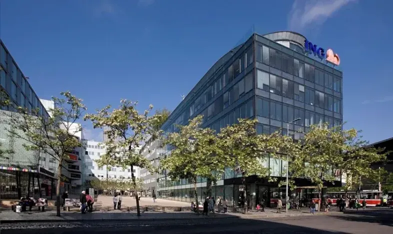Pronájem kanceláře, Praha - Smíchov, Plzeňská, 1180 m2