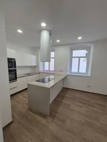 Prodej bytu 3+kk, Česká Lípa, Jiráskova, 90 m2