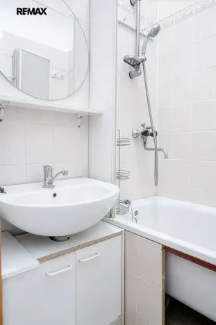 Prodej bytu 1+1, Hradec Králové, třída SNP, 40 m2