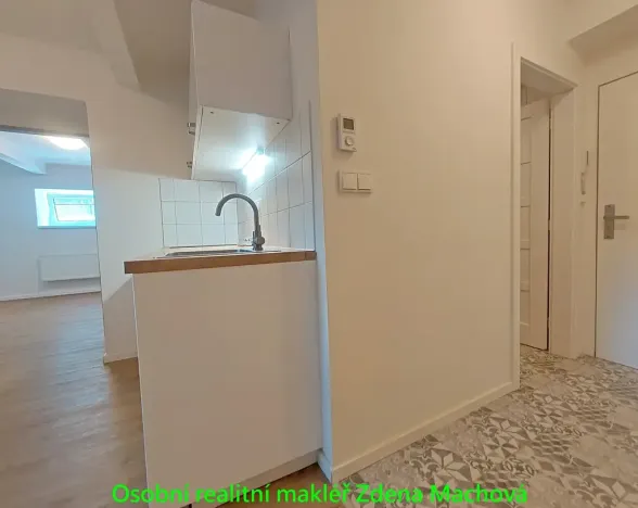 Pronájem kanceláře, Praha - Krč, U krčského nádraží, 52 m2