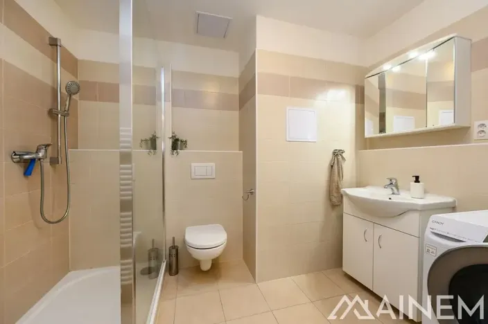Pronájem bytu 2+kk, Plzeň, Koterovská, 49 m2
