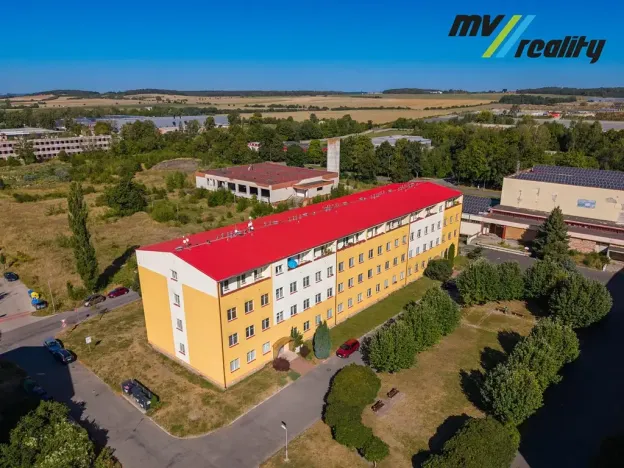 Prodej bytu 3+1, Milovice, Topolová, 77 m2